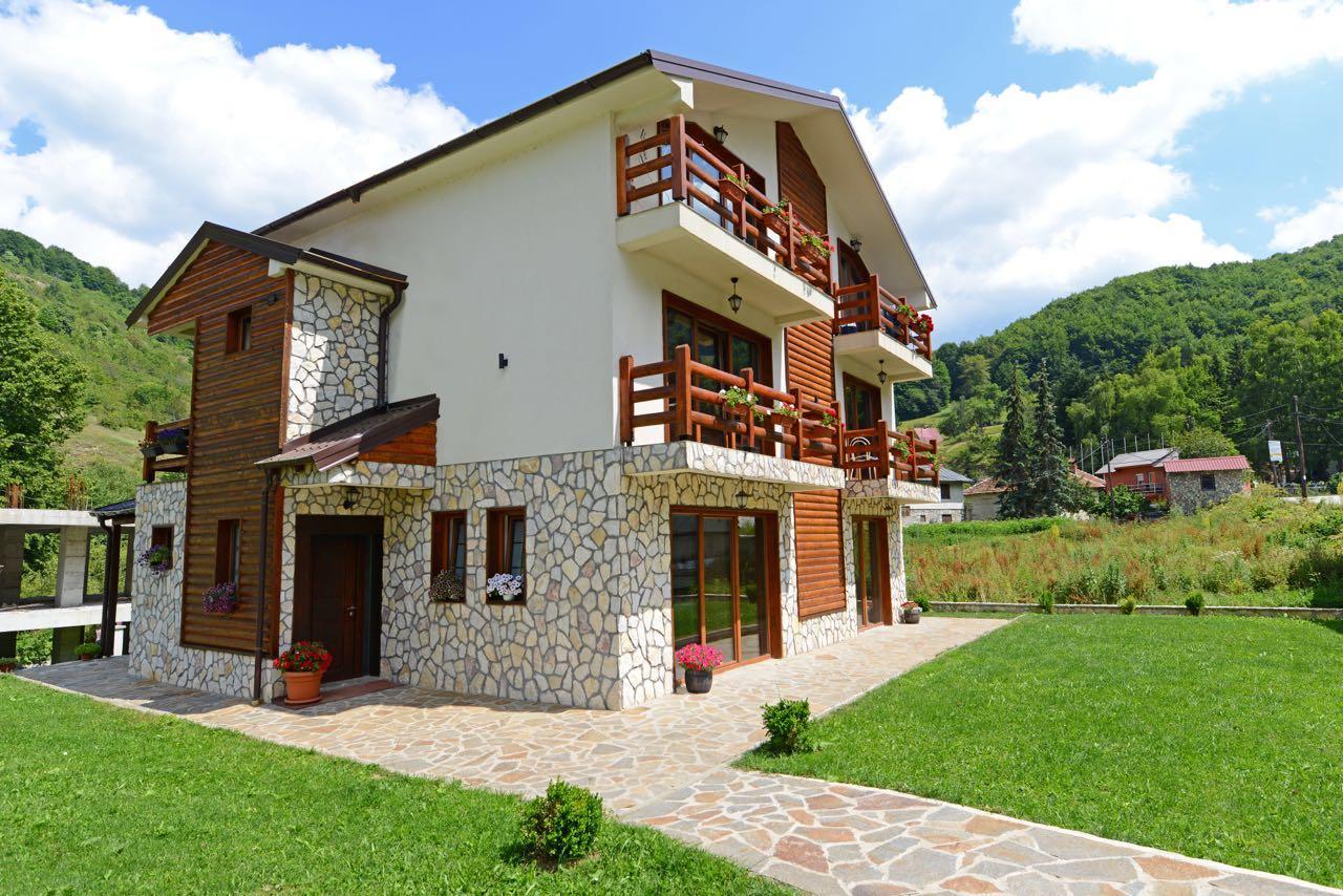 Villa 'Iva' Mavrovo Luaran gambar